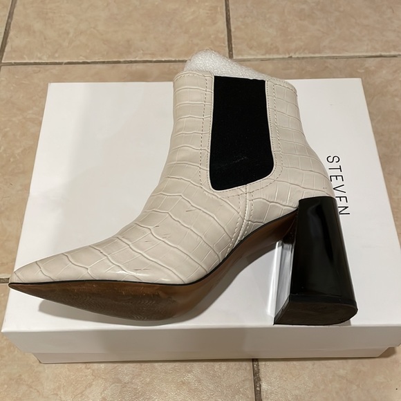 EUC… Steven Booties - Picture 5 of 7